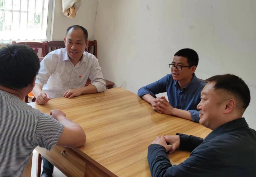 產(chǎn)業(yè)強(qiáng)基，民生為重，結(jié)對幫扶，攜手共富